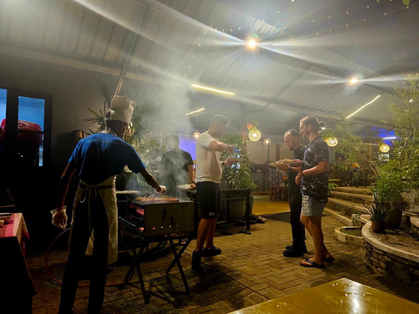 Optimum Residencies Bed and Breakfast Negombo Buitenkant foto