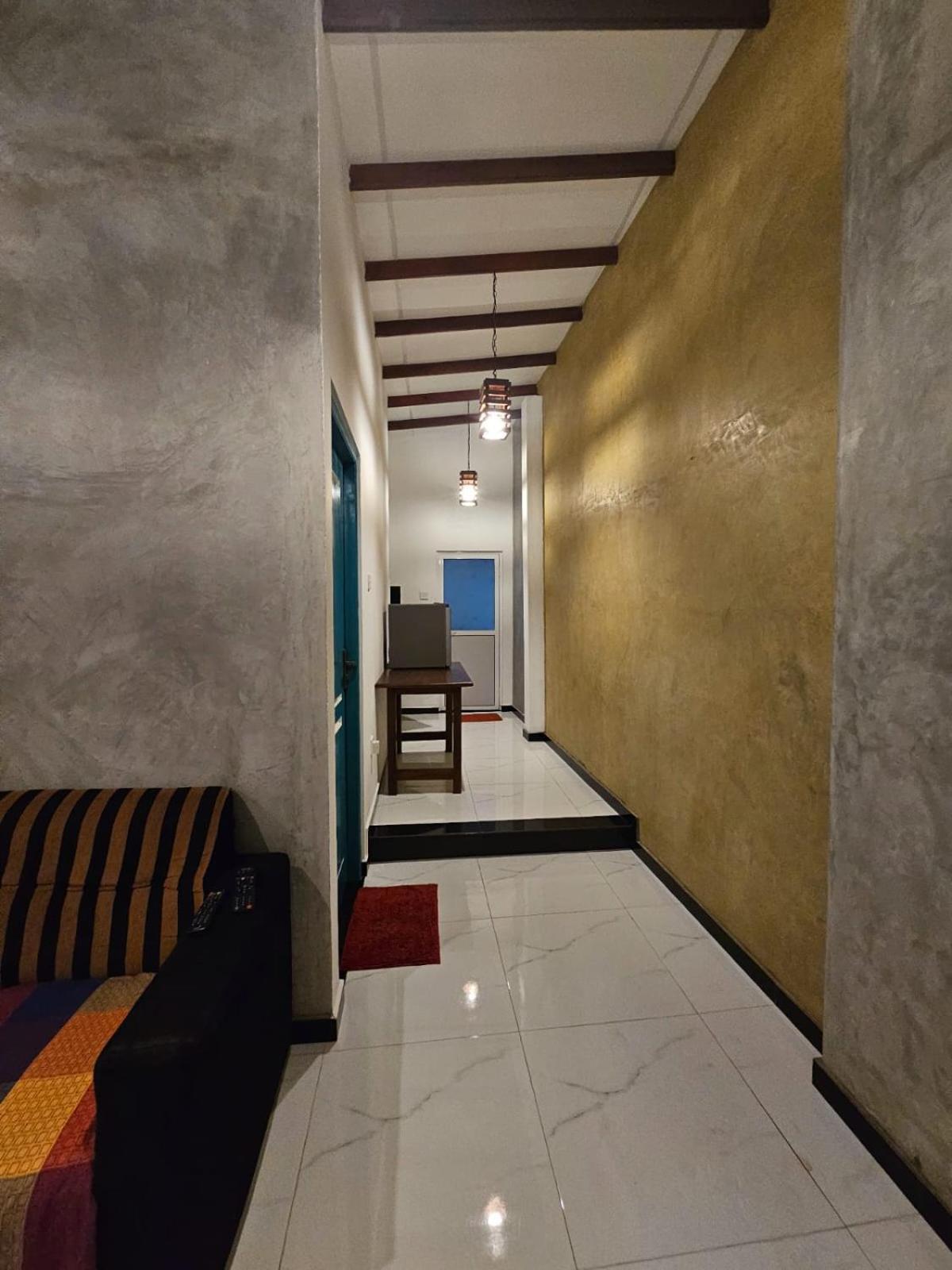 Optimum Residencies Bed and Breakfast Negombo Buitenkant foto