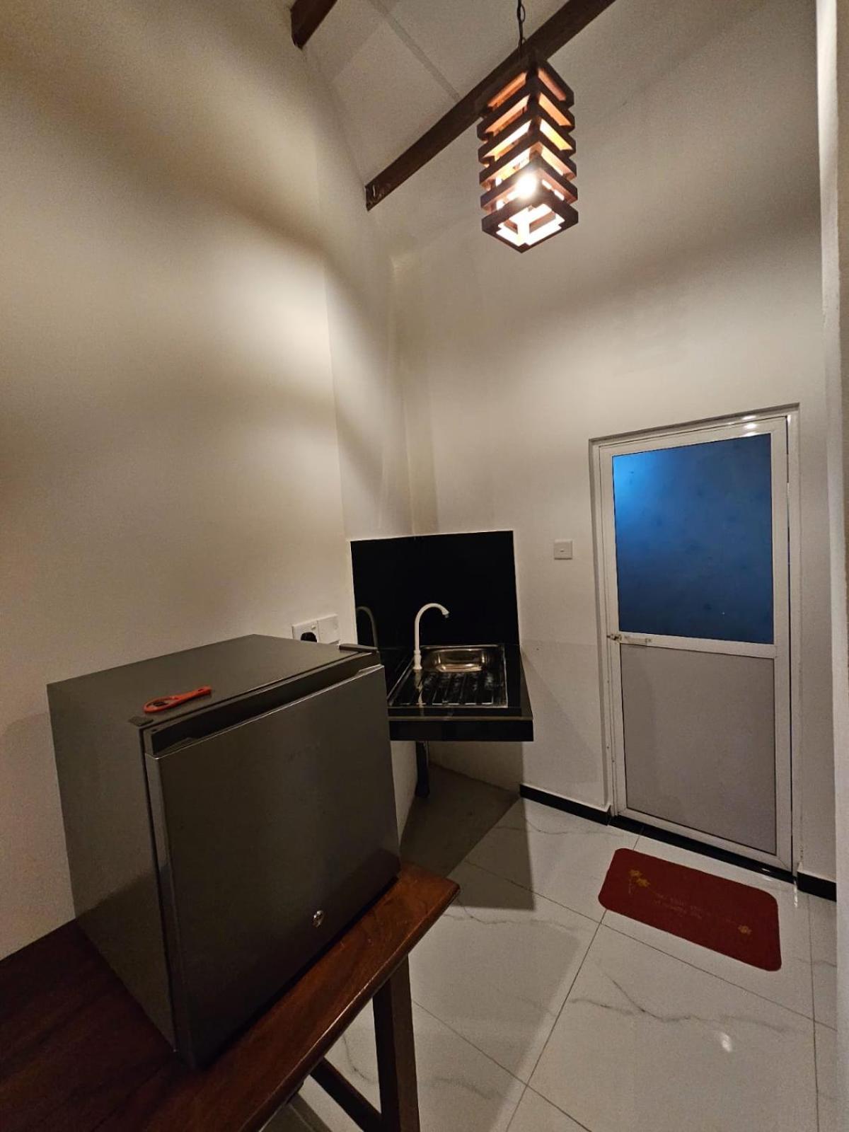Optimum Residencies Bed and Breakfast Negombo Buitenkant foto